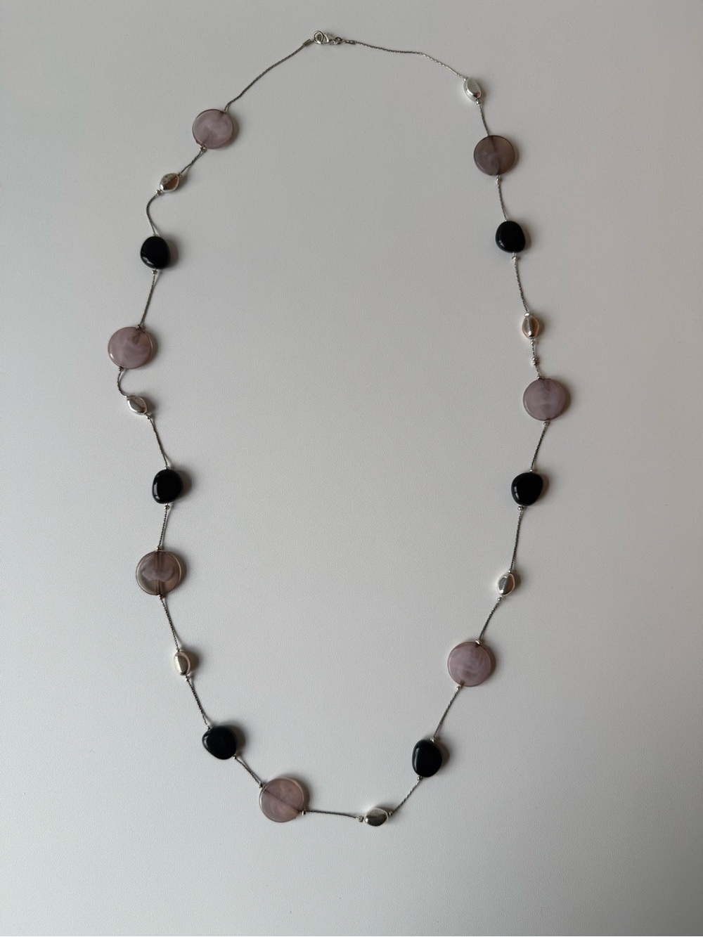 Long Beaded Disc Necklace in Black and Mauve